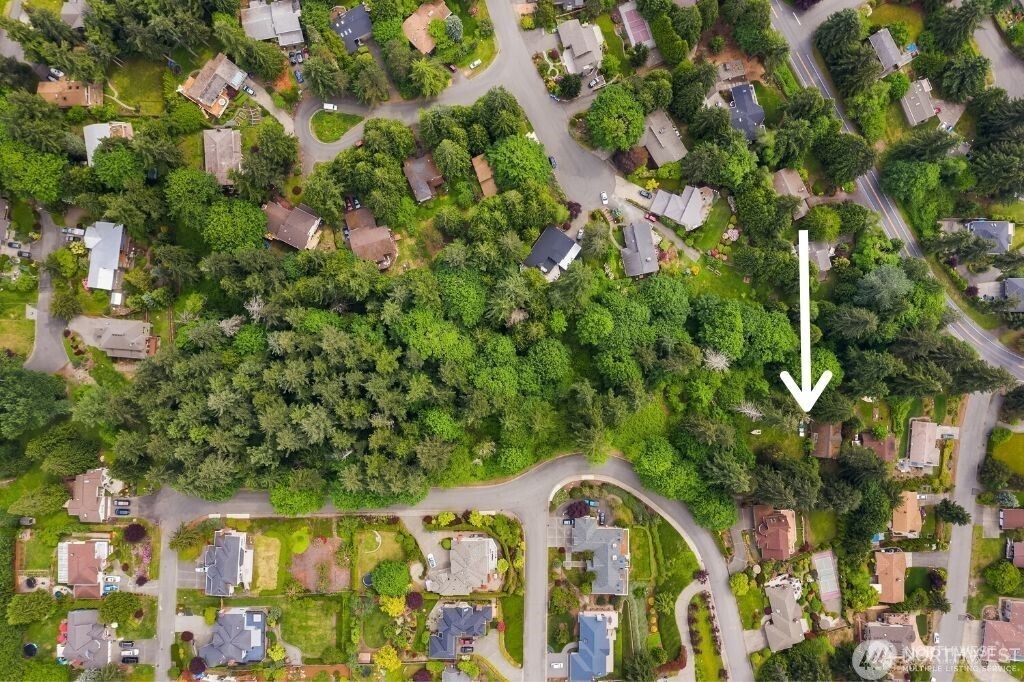 332 Louis Thompson Road NE