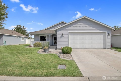 Photo of 1534 Larkspur Drive, Richland, WA 98352 (MLS # 2579050)