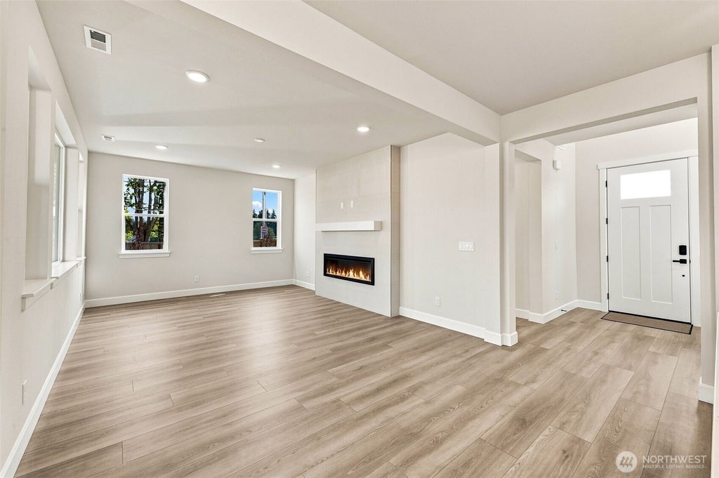 Photo of 2220 Oak Court #1, Milton, WA 98354 (MLS # 2509733)