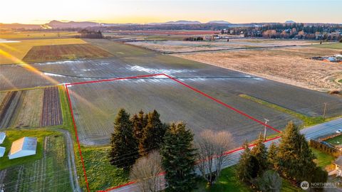 13614 Avon Allen Road Mount Vernon WA 98273