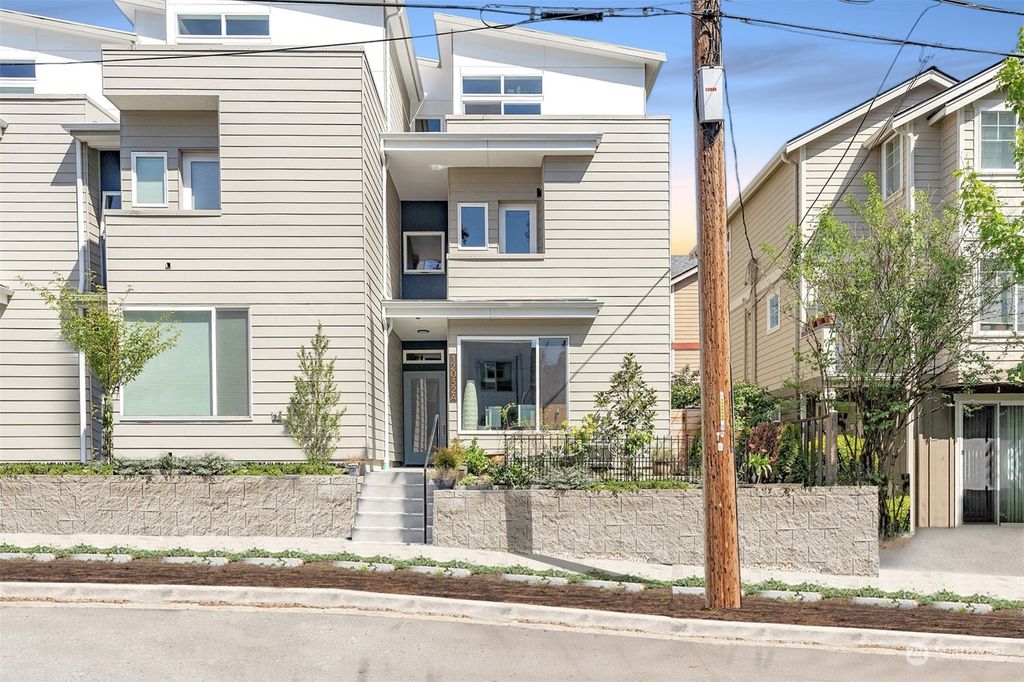 Photo of 12032 33rd Avenue NE #A, Seattle, WA 98125 (MLS # 2065177)
