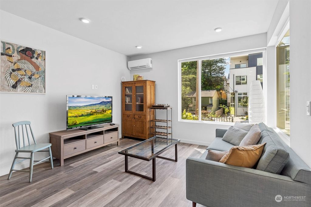 Photo of 12032 33rd Avenue NE #A, Seattle, WA 98125 (MLS # 2065177)