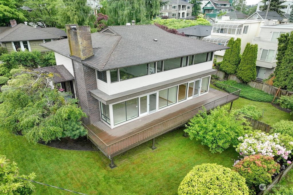 Photo of 3711 19th Avenue SW, Seattle, WA 98106 (MLS # 2241683)