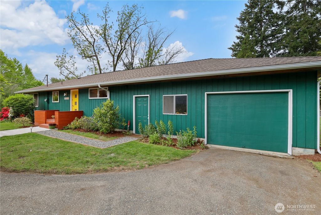 Photo of 9404 S 248th Street, Kent, WA 98030 (MLS # 2373307)