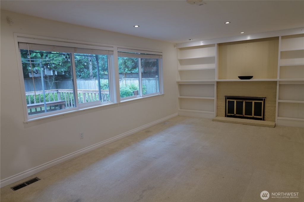 Photo of 4918 159th Place SE, Bellevue, WA 98006 (MLS # 2458159)