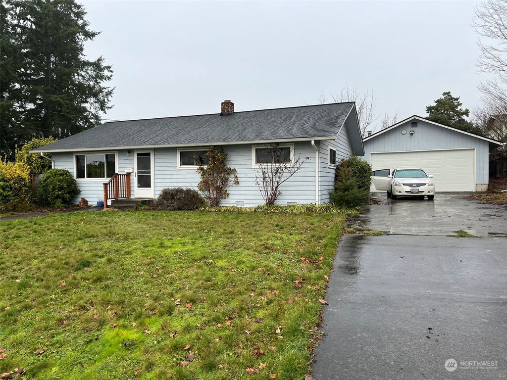 Photo of 2309 7th Street, Everett, WA 98201 (MLS # 2186407)