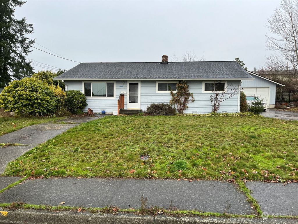 Photo of 2309 7th Street, Everett, WA 98201 (MLS # 2186407)