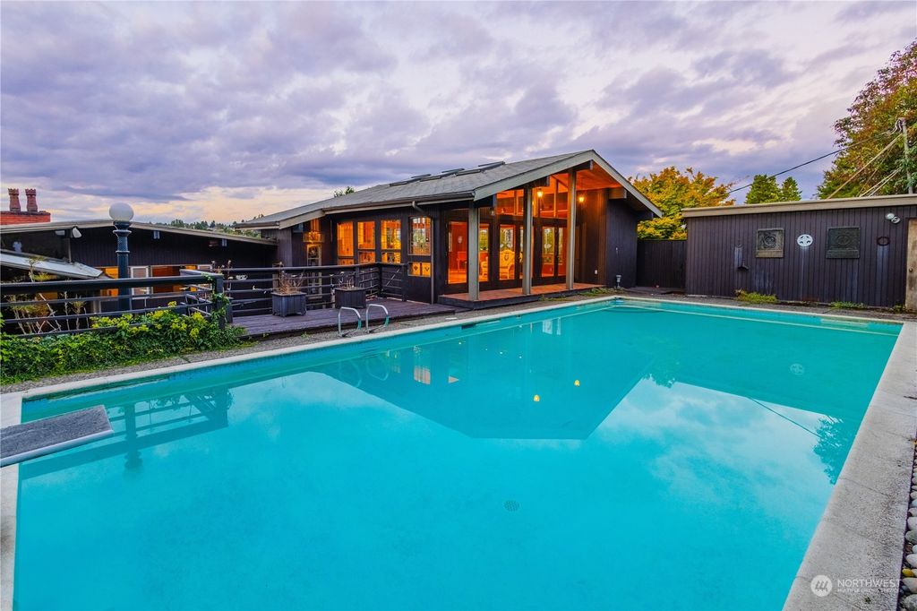 Photo of 3653 W Commodore Way, Seattle, WA 98199 (MLS # 2293273)