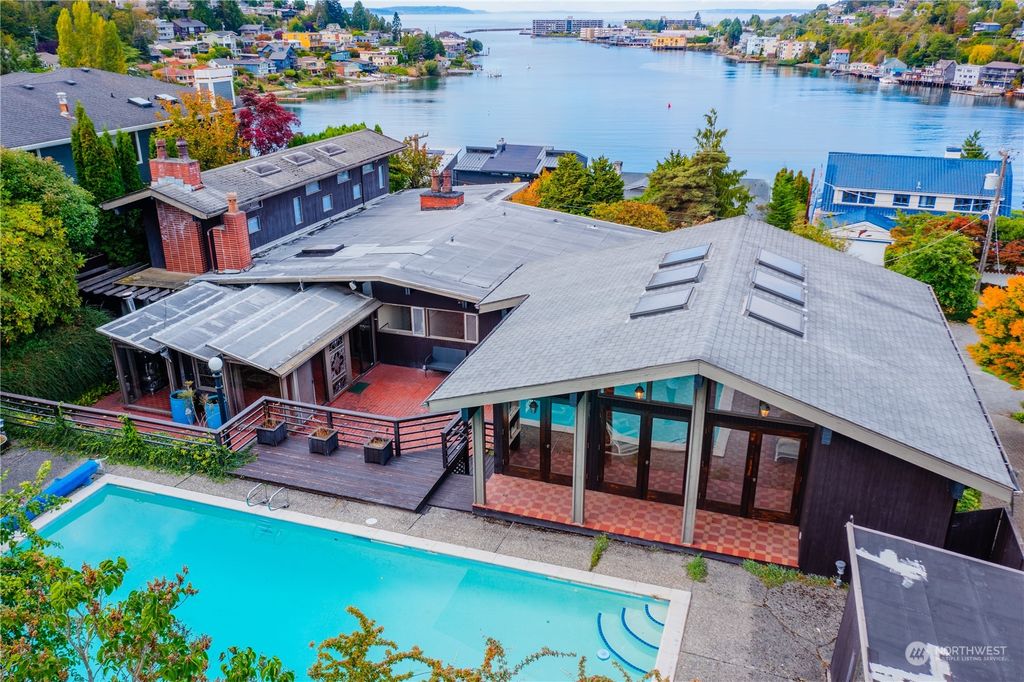 Photo of 3653 W Commodore Way, Seattle, WA 98199 (MLS # 2293273)