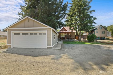 A home in Roslyn