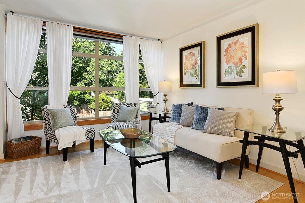 Photo of 2502 N 50th Street #103, Seattle, WA 98103 (MLS # 2557044)