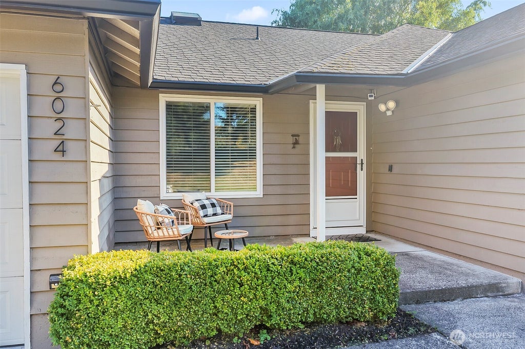 Photo of 6024 145th Street SE, Everett, WA 98208 (MLS # 2594026)