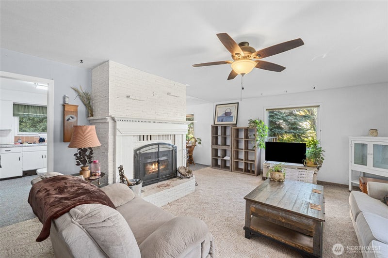 511 Valley Westside Road