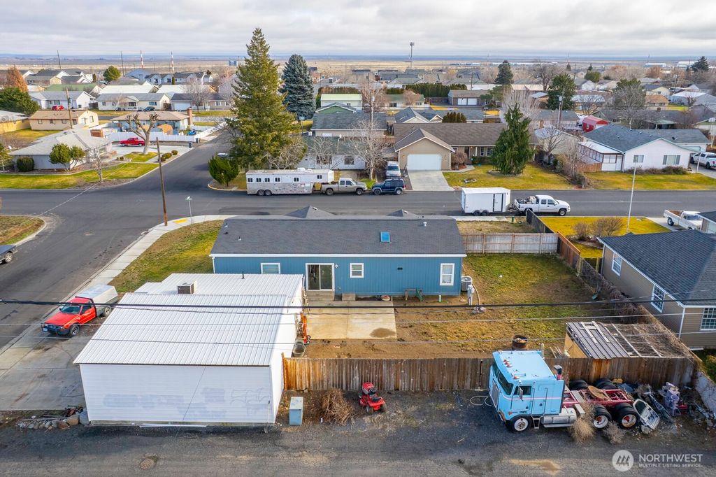 Photo of 159 Ivy Street NE, Ephrata, WA 98837 (MLS # 2503886)