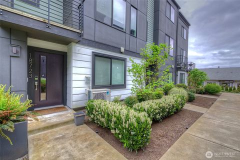 Photo of 18723 76th Avenue W, Lynnwood, WA 98037 (MLS # 2519109)