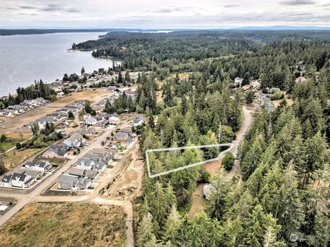 200 E Allynview Drive Allyn WA 98524