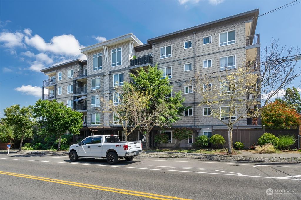 Photo of 3015 SW Avalon Way #101, Seattle, WA 98126 (MLS # 2262699)
