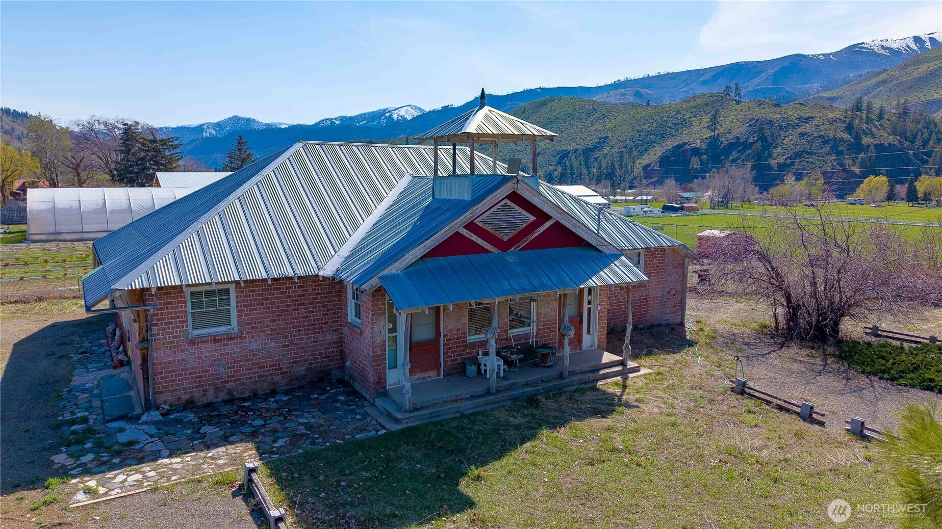 Listing image 1