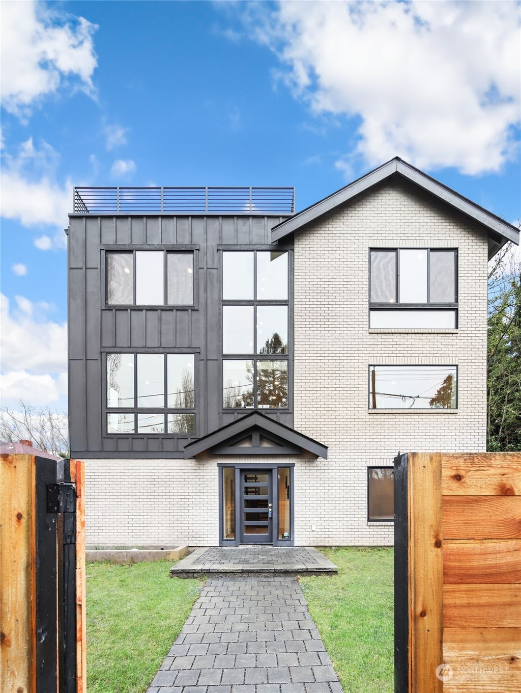 Photo of 302 32nd Avenue E, Seattle, WA 98112 (MLS # 2193263)