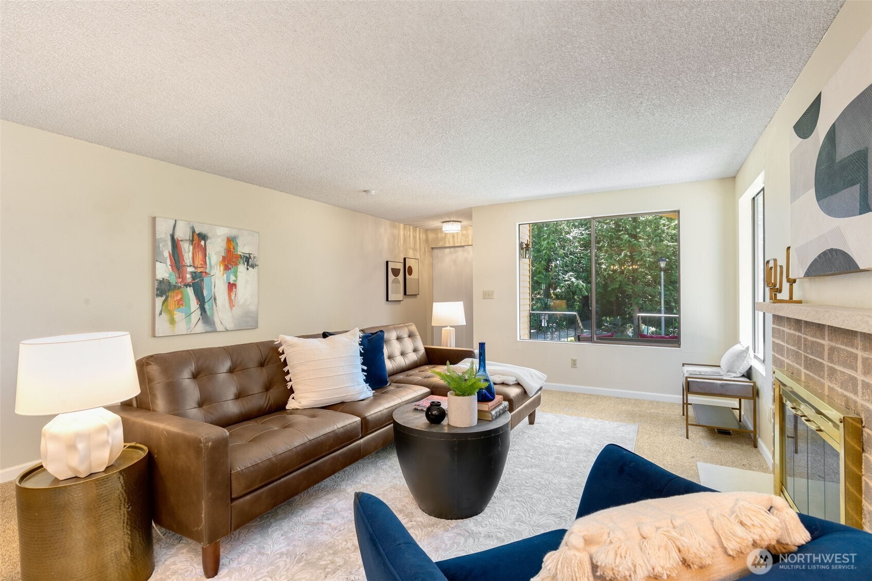 1012 S 246th Place