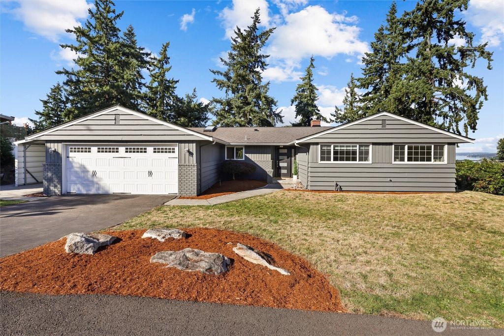Photo of 4645 116th Avenue SE, Bellevue, WA 98006 (MLS # 2444186)