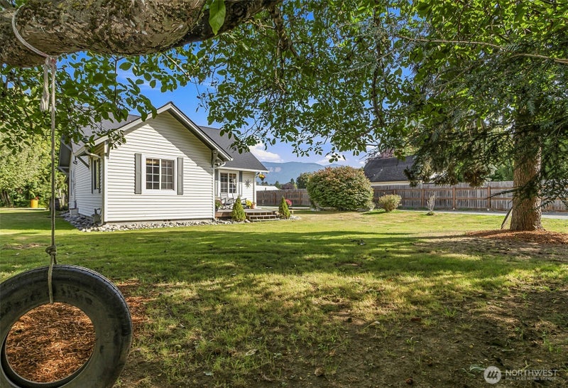 410 Burrows Lane