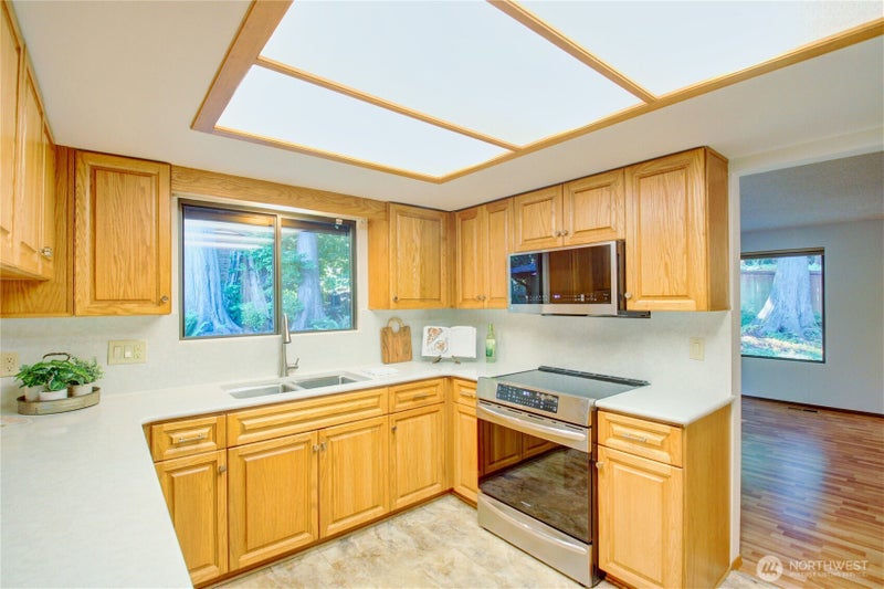 510 Sioux Drive W