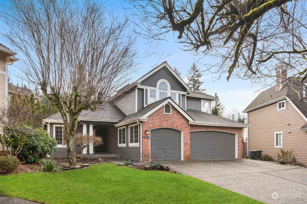 Photo of 4132 257th Court SE, Sammamish, WA 98029 (MLS # 2190109)