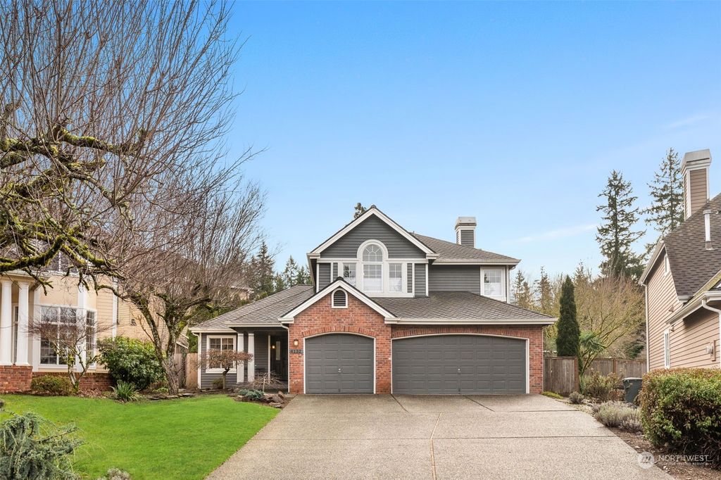 Photo of 4132 257th Court SE, Sammamish, WA 98029 (MLS # 2190109)