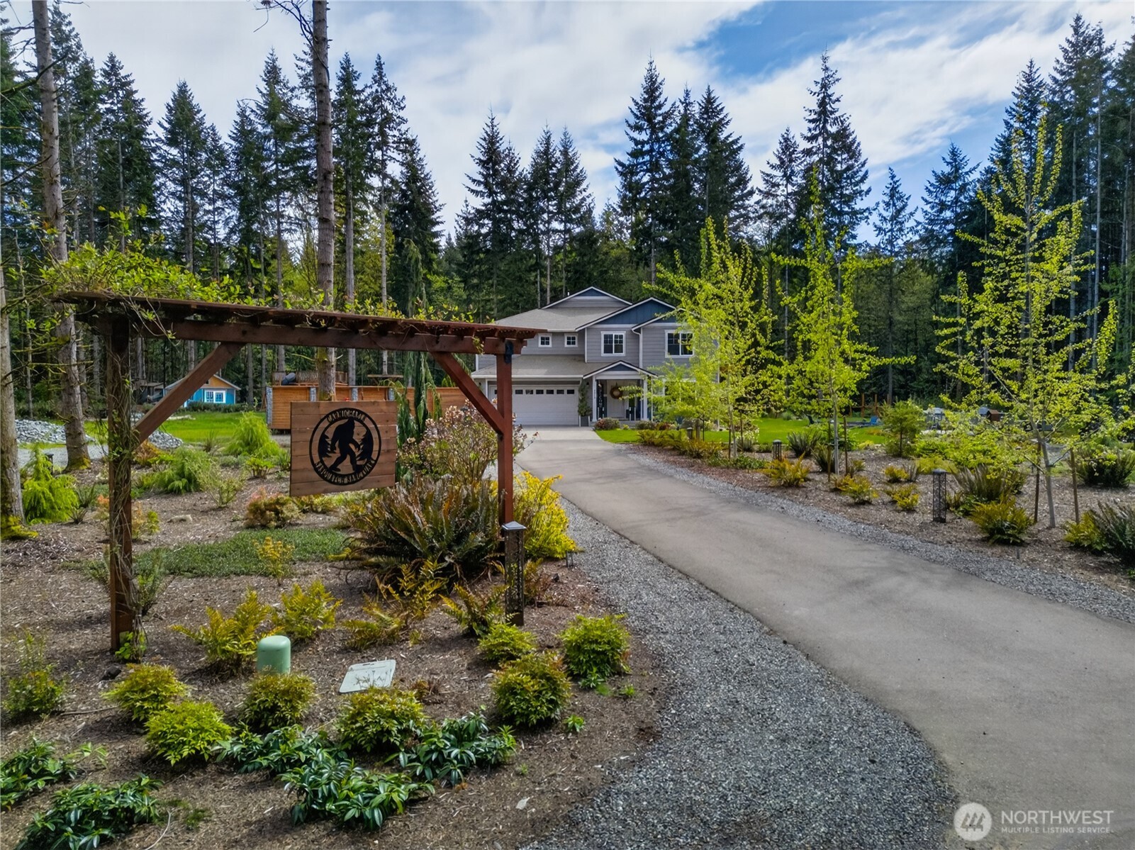 Stanwood, Washington, 98292, United States, 4 Bedrooms Bedrooms, ,3 BathroomsBathrooms,Residential,Active,2052133
