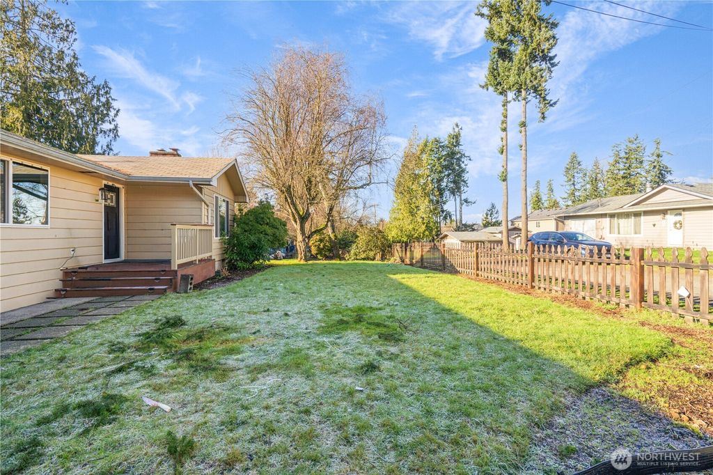 Photo of 103 91st Avenue SE, Lake Stevens, WA 98258 (MLS # 2549433)