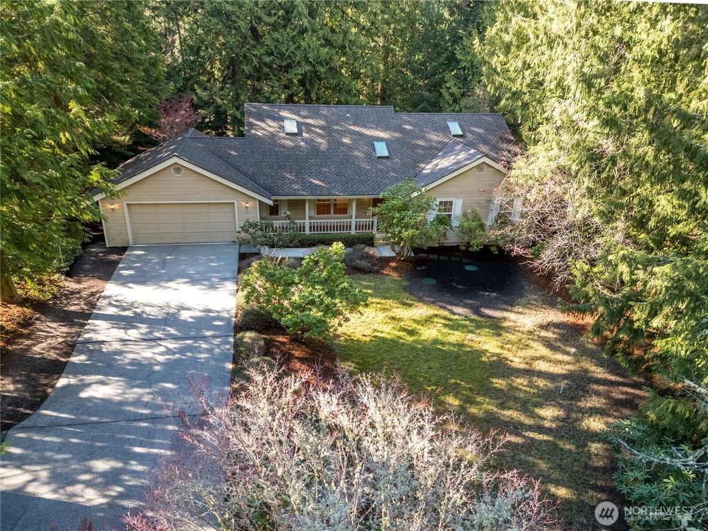 Photo of 425 Baycliff Drive, Port Townsend, WA 98368 (MLS # 2467106)
