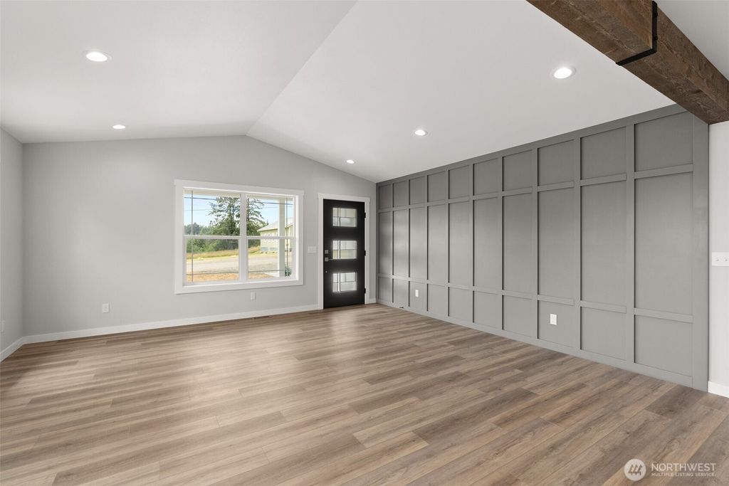 Photo of 635 Elm Street, Raymond, WA 98577 (MLS # 2485286)