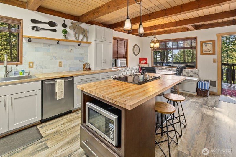 190 Sandstone Drive