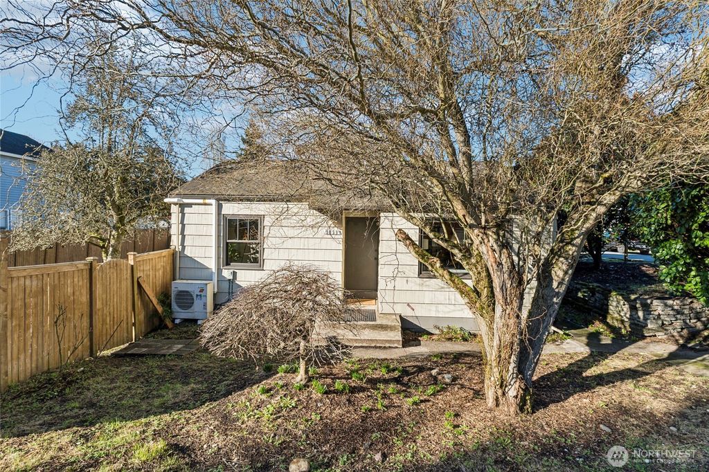Photo of 9059 3rd Avenue NW, Seattle, WA 98117 (MLS # 2477468)