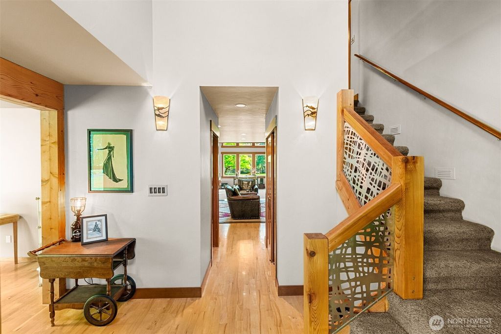 Photo of 4900 Grand Fir Lane NW, Olympia, WA 98502 (MLS # 2516292)