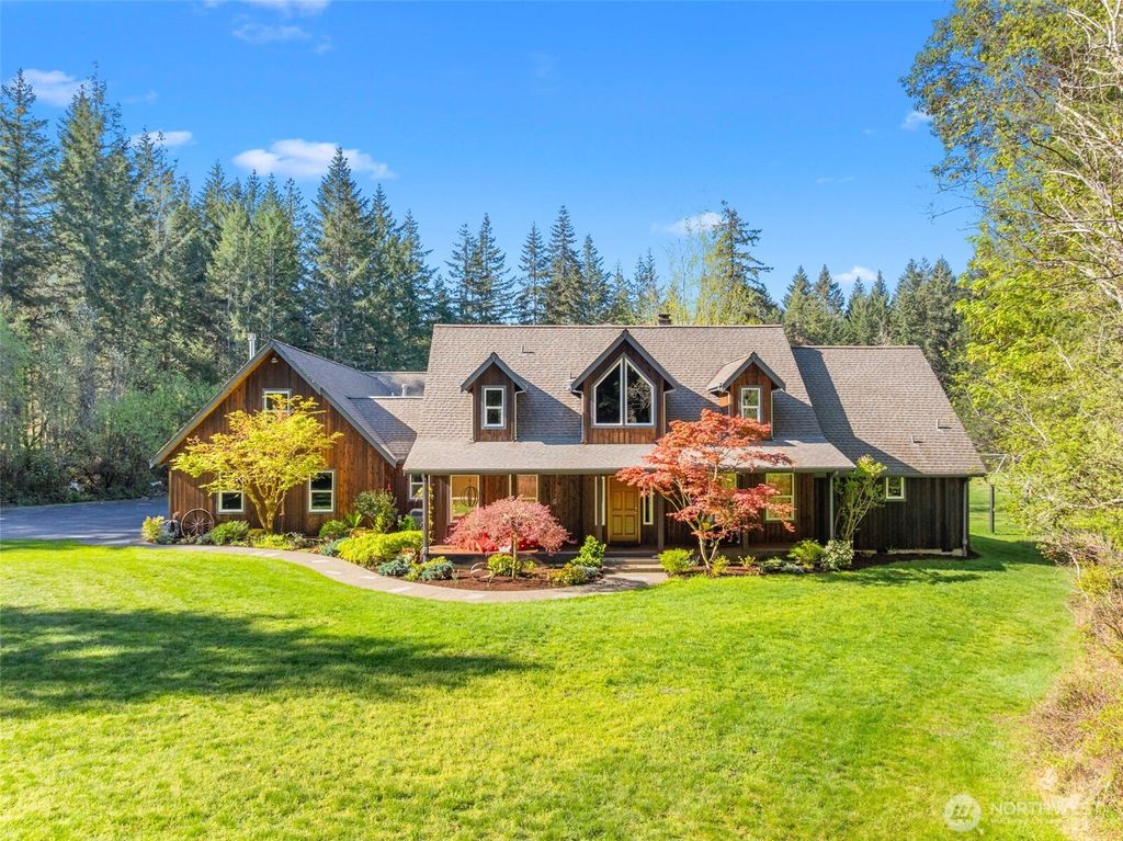 Photo of 4900 Grand Fir Lane NW, Olympia, WA 98502 (MLS # 2516292)