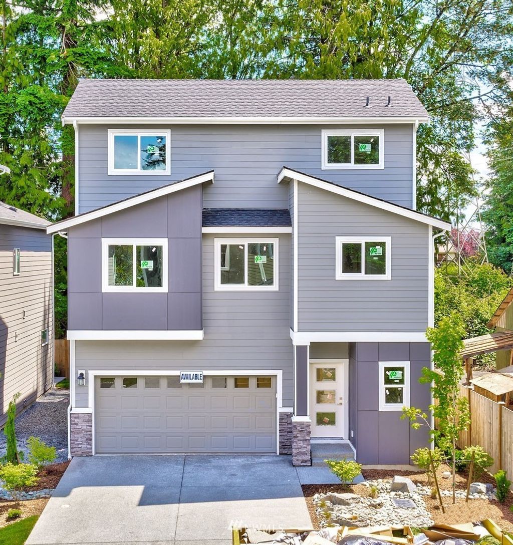 Photo of 20515 4th Place W #8, Lynnwood, WA 98036 (MLS # 1933608)