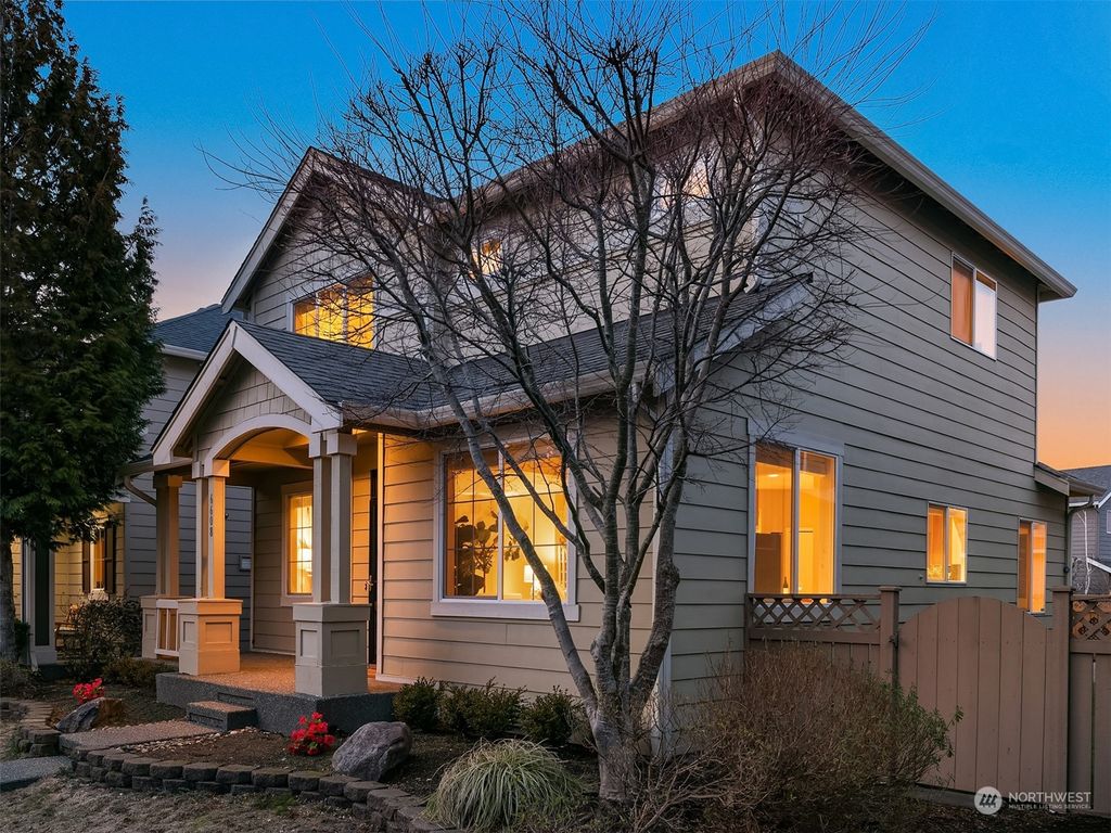 Photo of 6608 W Crest View Loop SE, Snoqualmie, WA 98065 (MLS # 2027255)