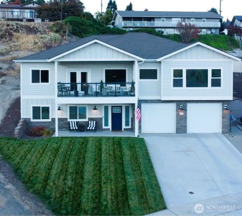 2007 Westhaven, Wenatchee, WA 98801 - MLS#: 2331871