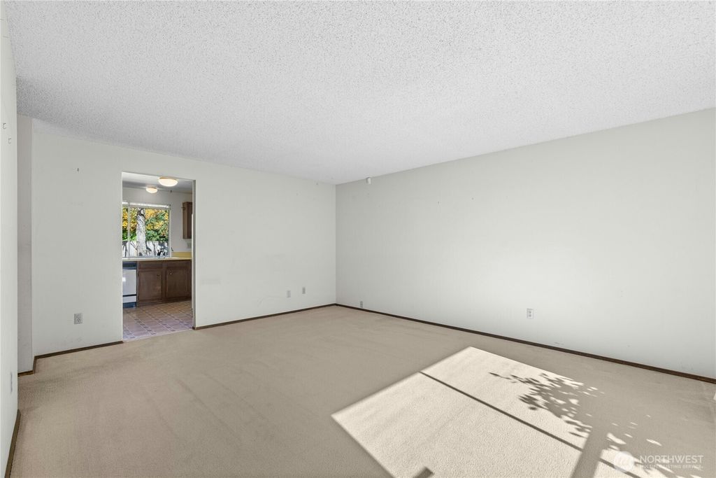 Photo of 14510 NE 67th Court, Redmond, WA 98052 (MLS # 2443402)