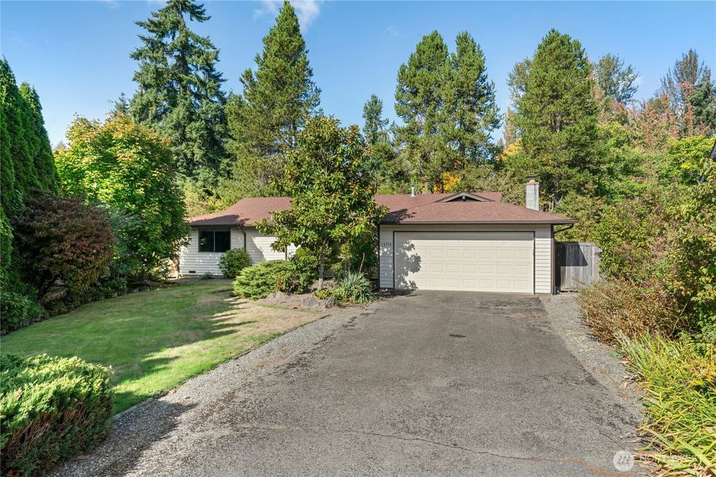 Photo of 14510 NE 67th Court, Redmond, WA 98052 (MLS # 2443402)