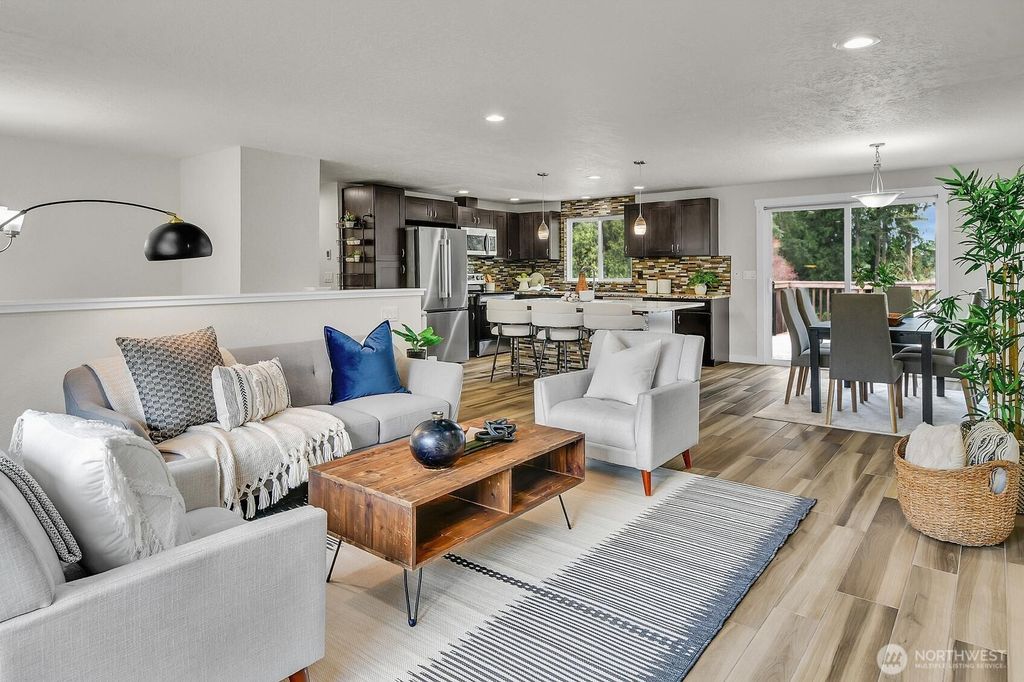 Photo of 21023 46th Avenue SE, Bothell, WA 98021 (MLS # 2509190)