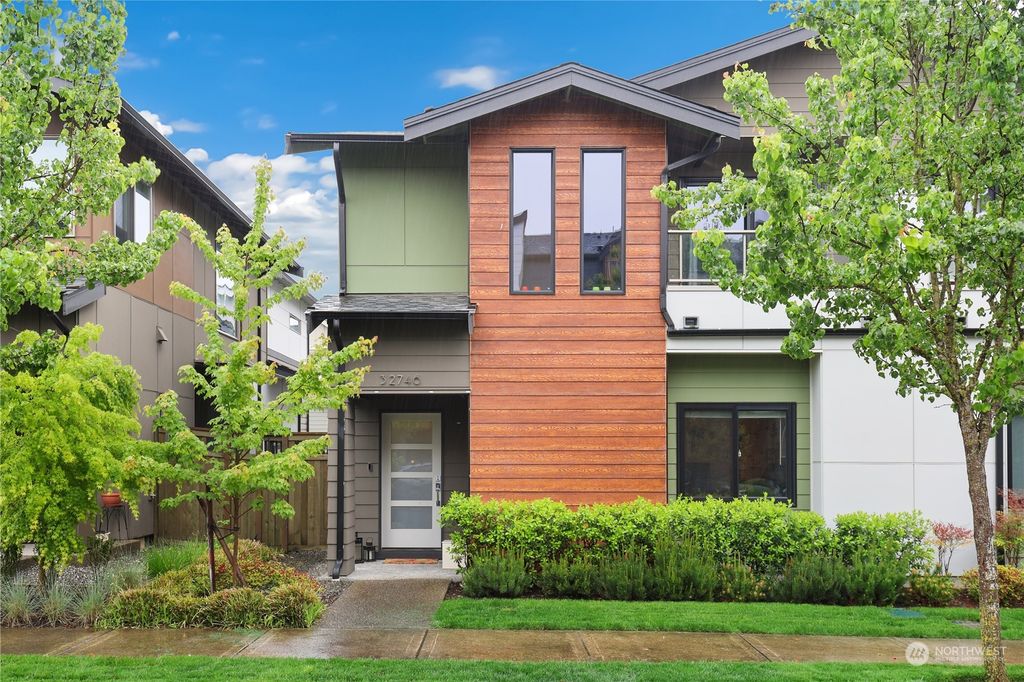 Photo of 32746 Madrona Avenue SE, Black Diamond, WA 98010 (MLS # 2241278)
