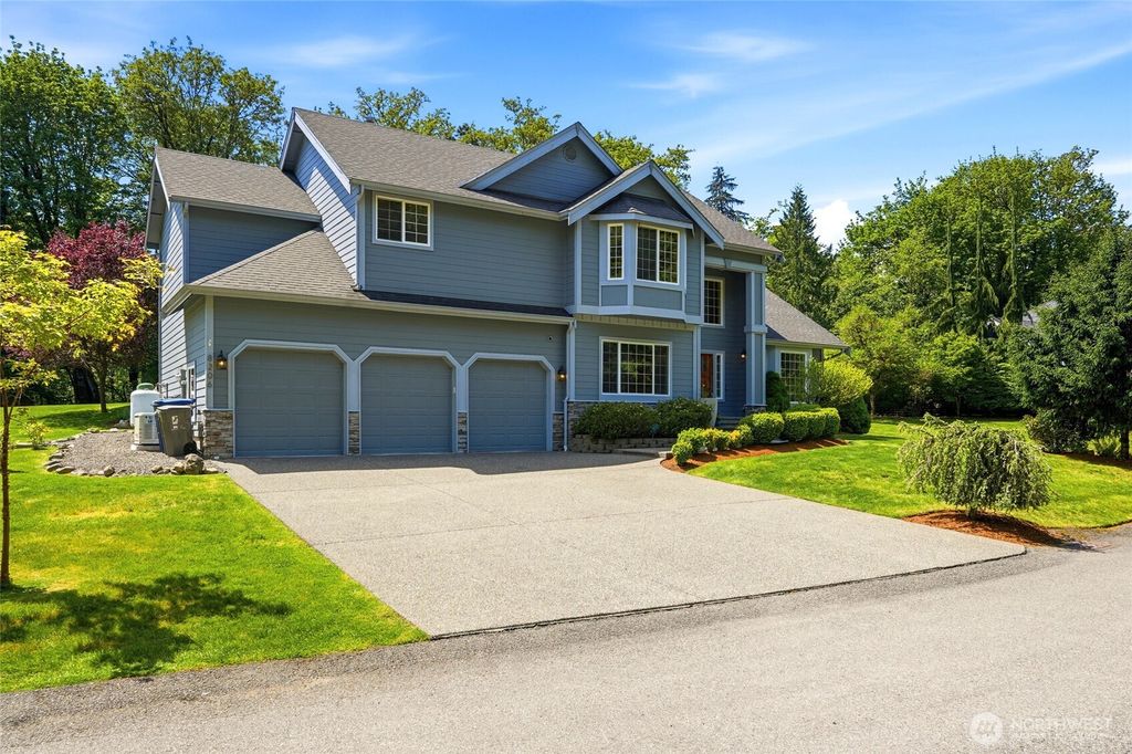 Photo of 8206 211th Avenue SE, Snohomish, WA 98290 (MLS # 2521150)