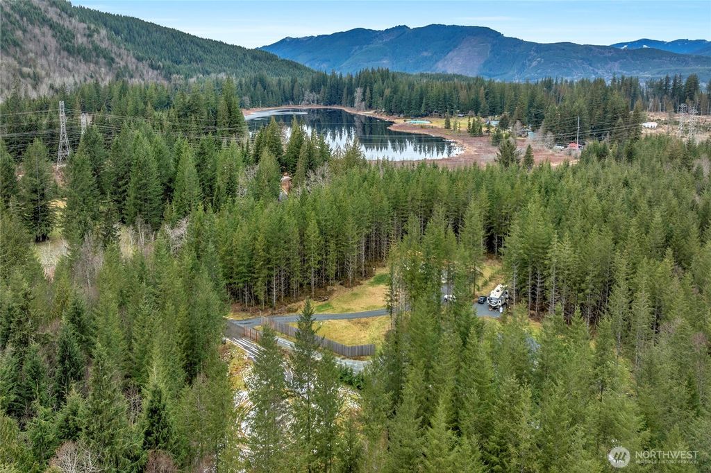 Photo of 27121 Lake Riley Rd Rd, Arlington, WA 98223 (MLS # 2335095)