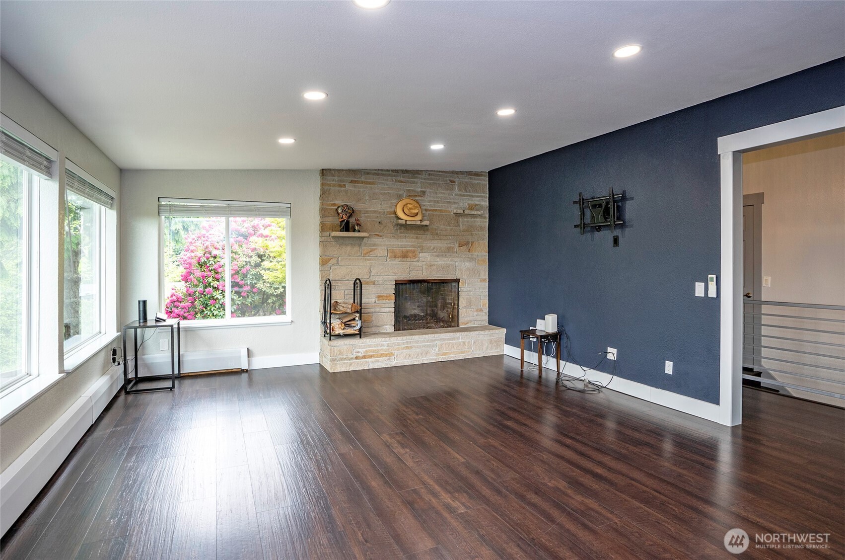 13611 Military Road E