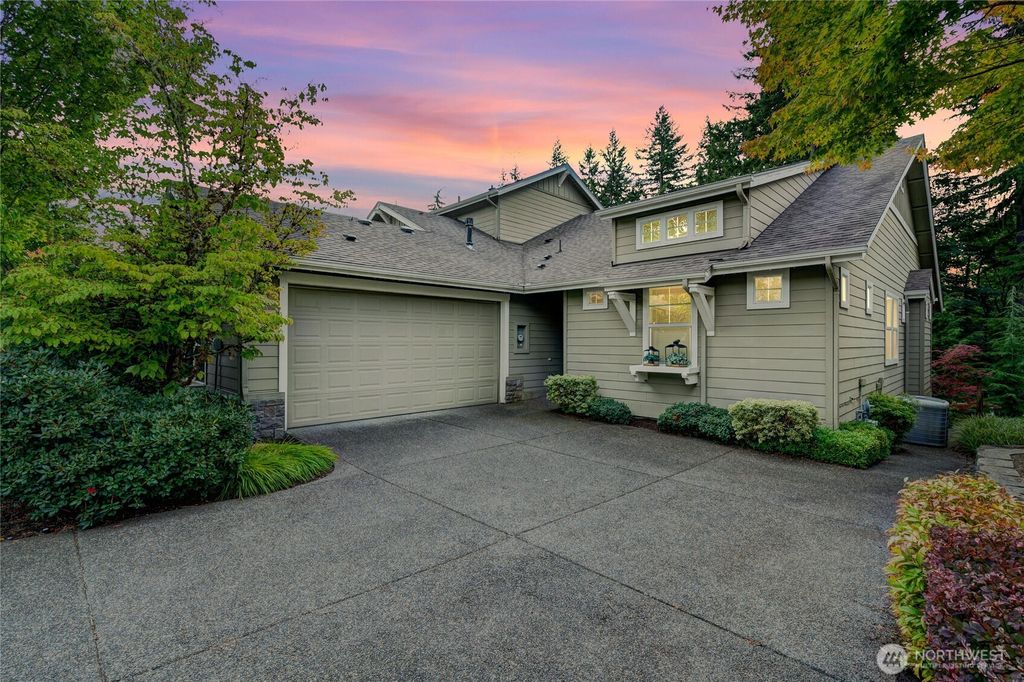 Photo of 24231 NE 130th Place, Redmond, WA 98053 (MLS # 2422338)