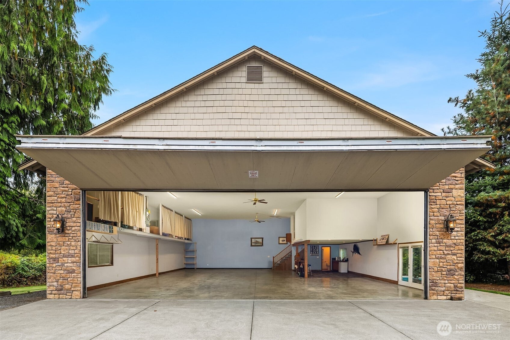 11822 123rd Avenue NE
