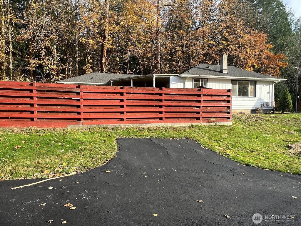 Photo of 20326 SE 24 Street, Sammamish, WA 98075 (MLS # 2454859)